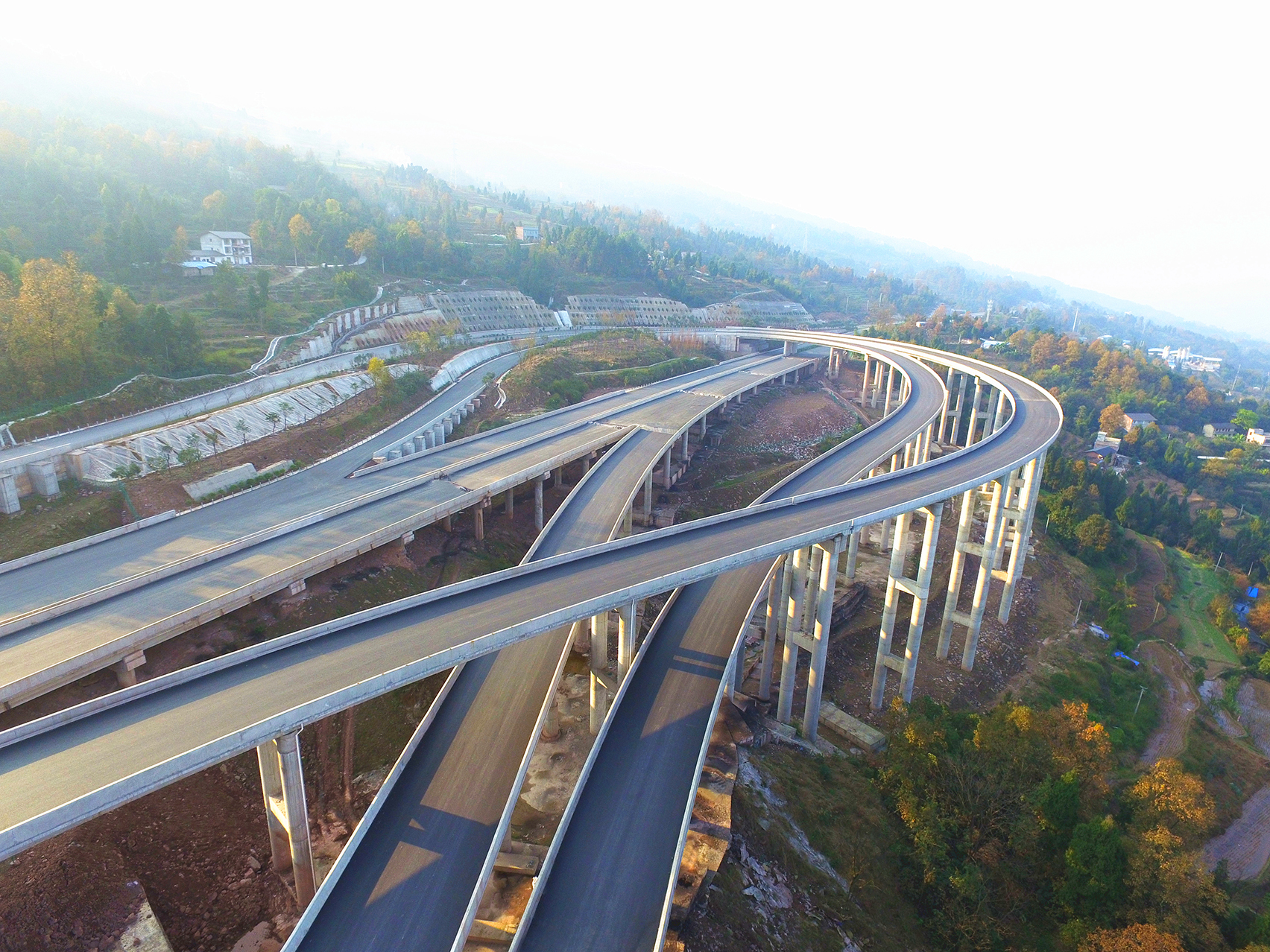 江习高速公路四面山互通立交图片